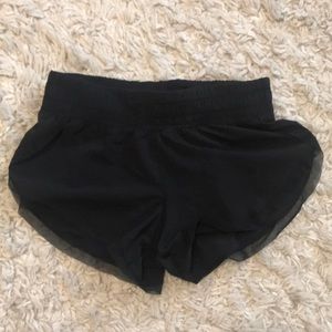 Black lulu shorts